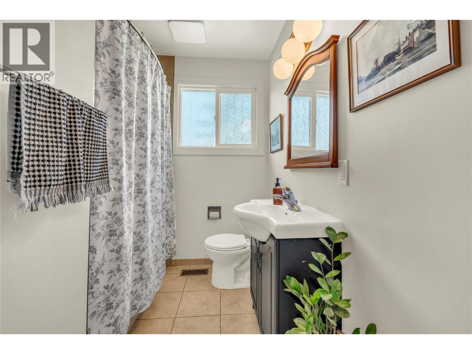 1421 Ridgedale Avenue, Penticton
