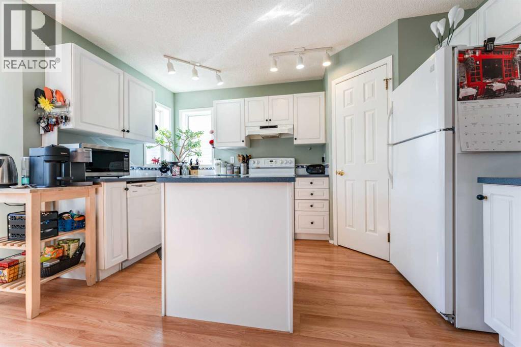 198 Somerside Park SW - 22