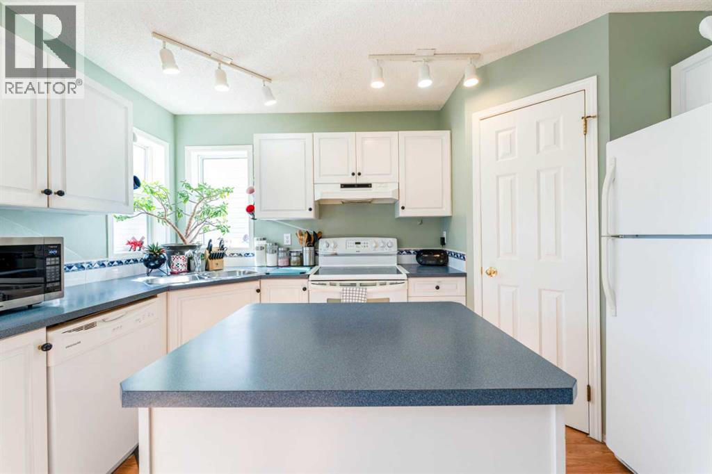 198 Somerside Park SW - 18