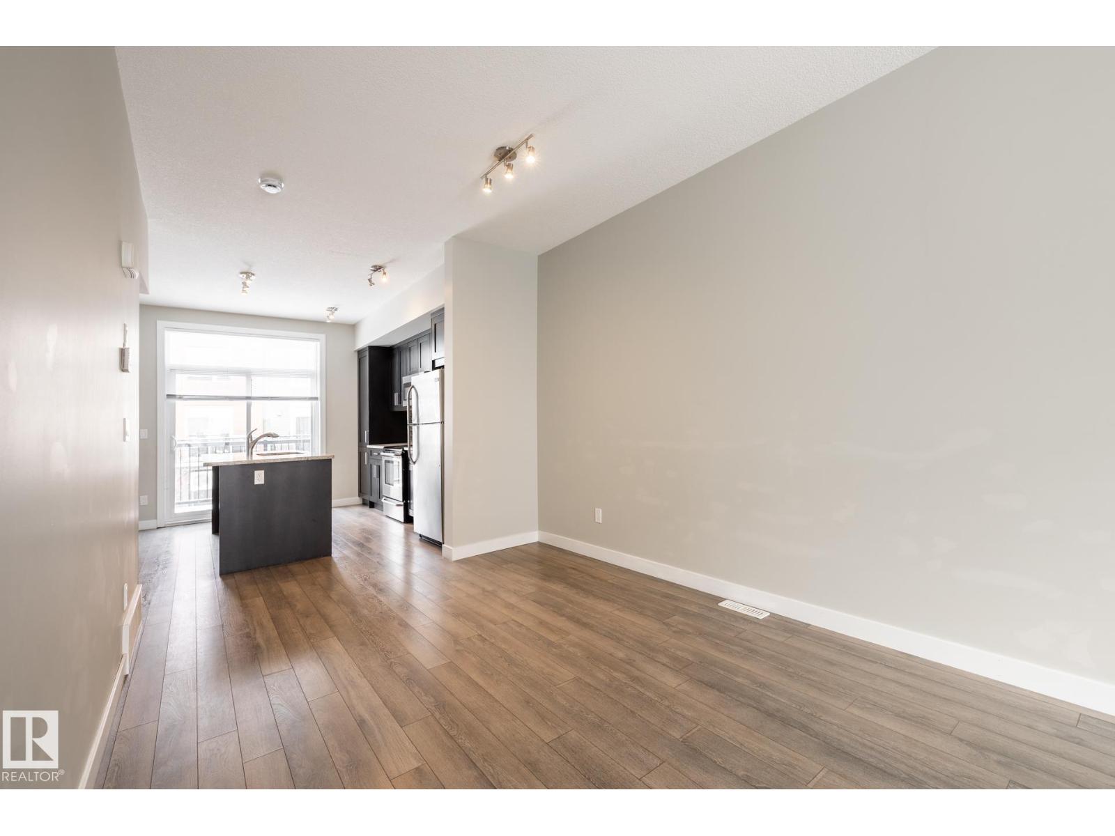 #127 2560 PEGASUS BV NW - Image 3