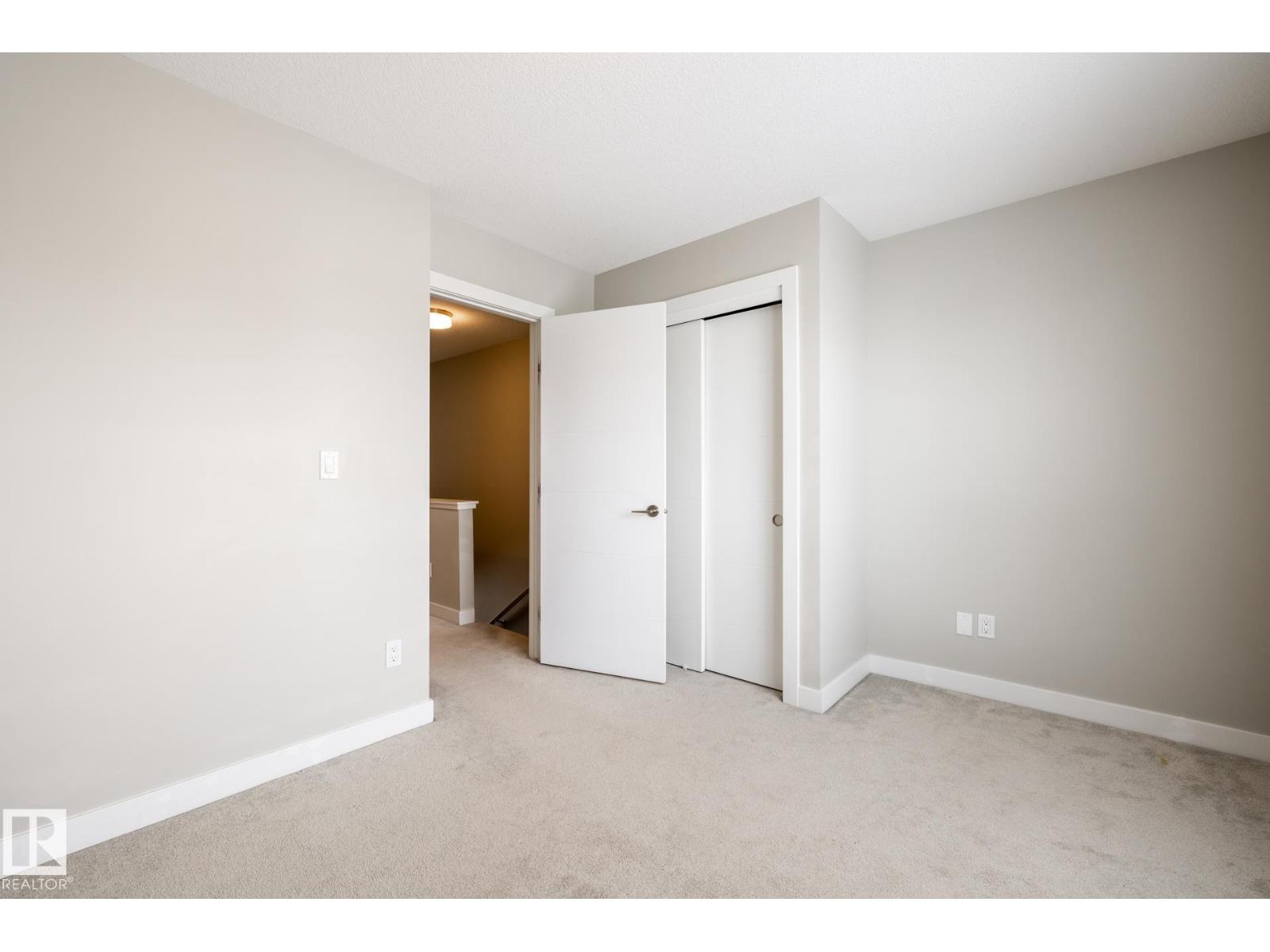 #127 2560 PEGASUS BV NW - 41