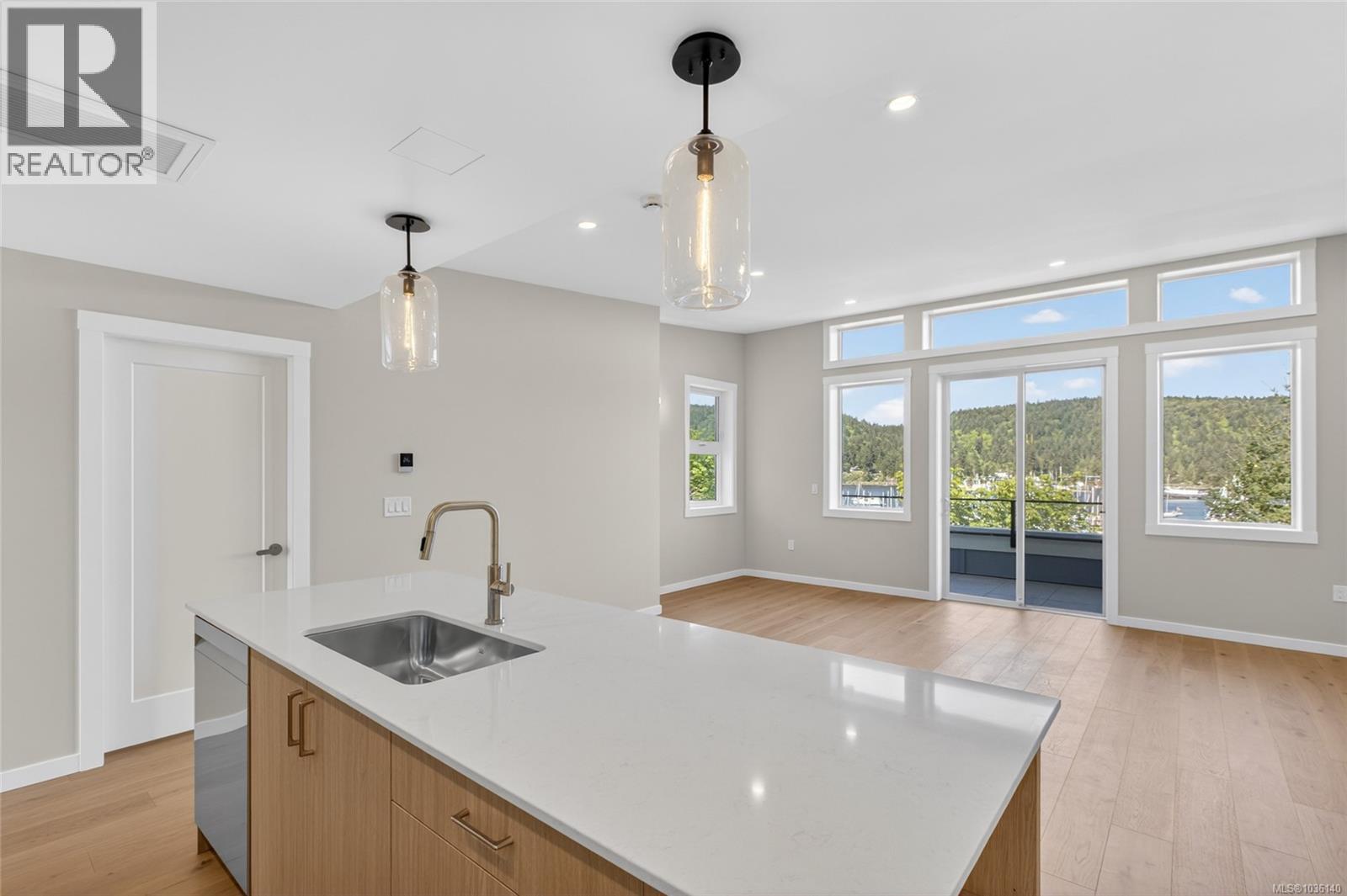 #5 152 Marina View Dr - 16