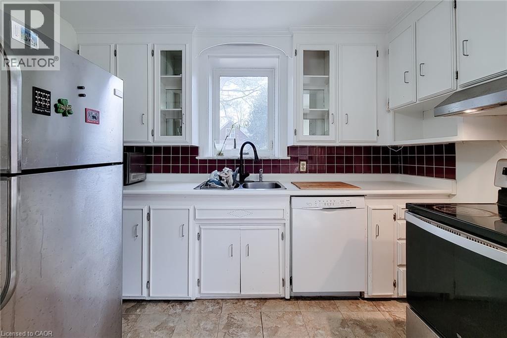 63 BINKLEY Crescent, Hamilton, Ontario, L8S3K8 — Photo 16