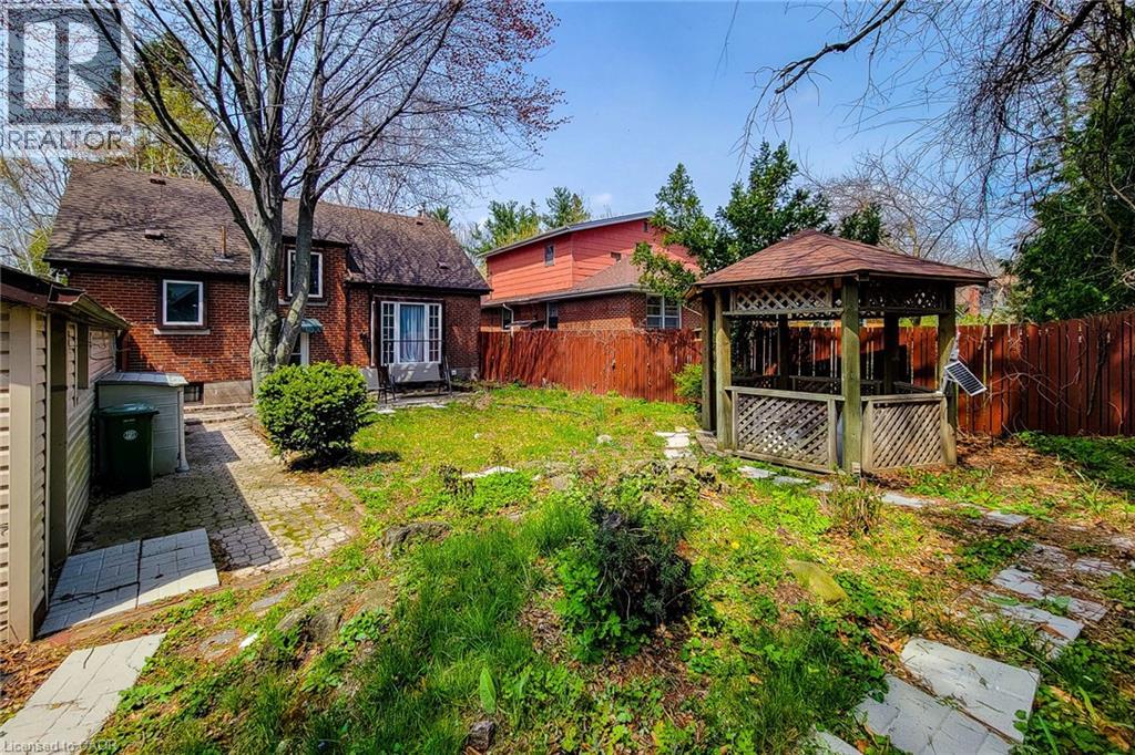 63 BINKLEY Crescent, Hamilton, Ontario, L8S3K8 — Photo 5