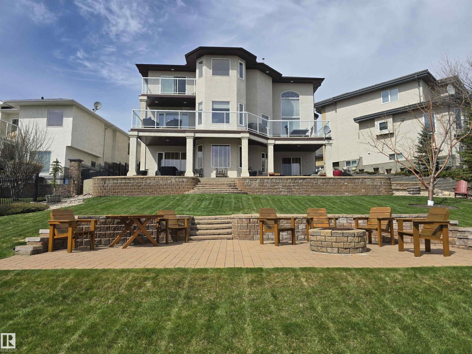 7429 162 AV NW - 1