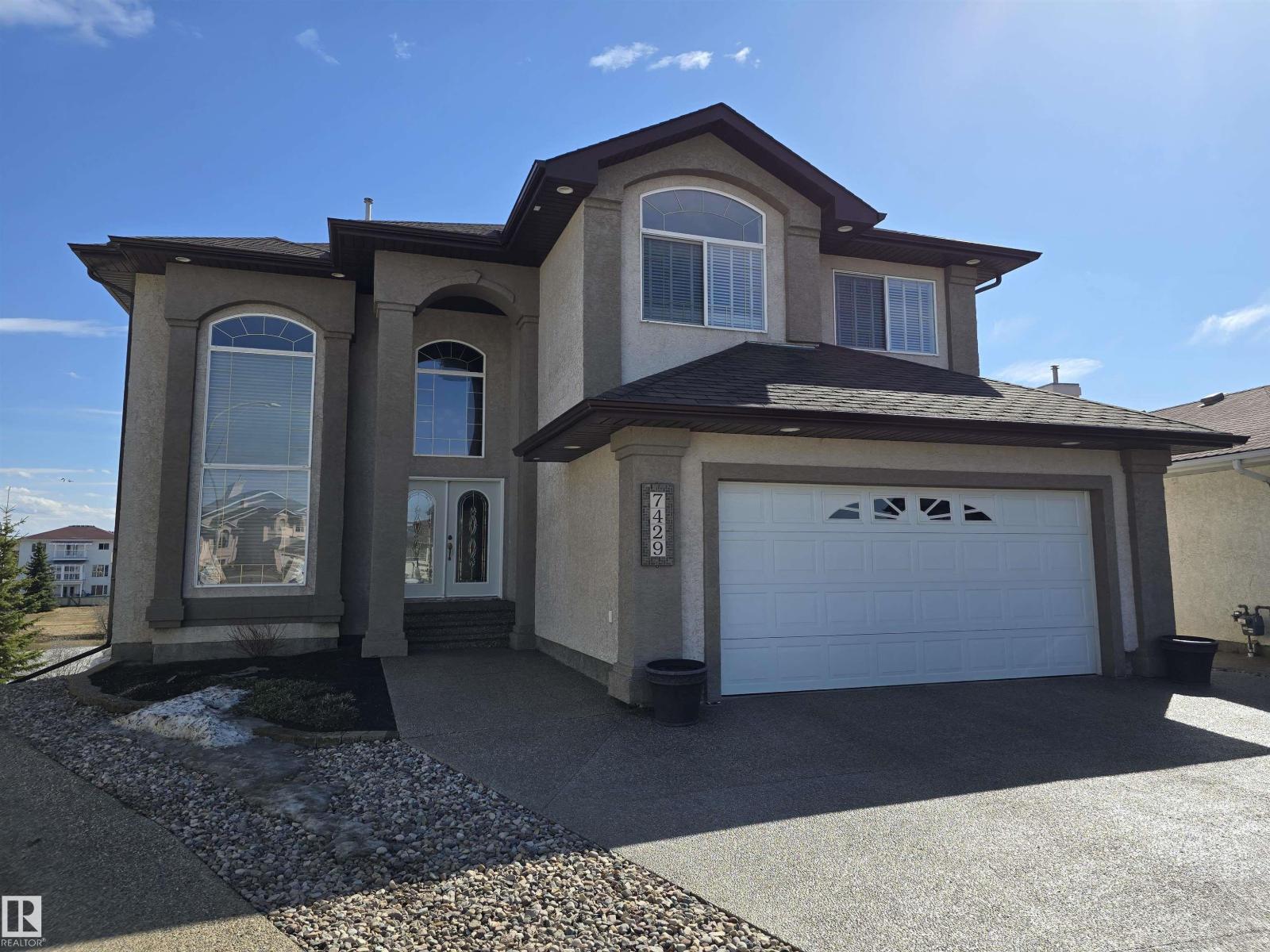 7429 162 AV NW - 10