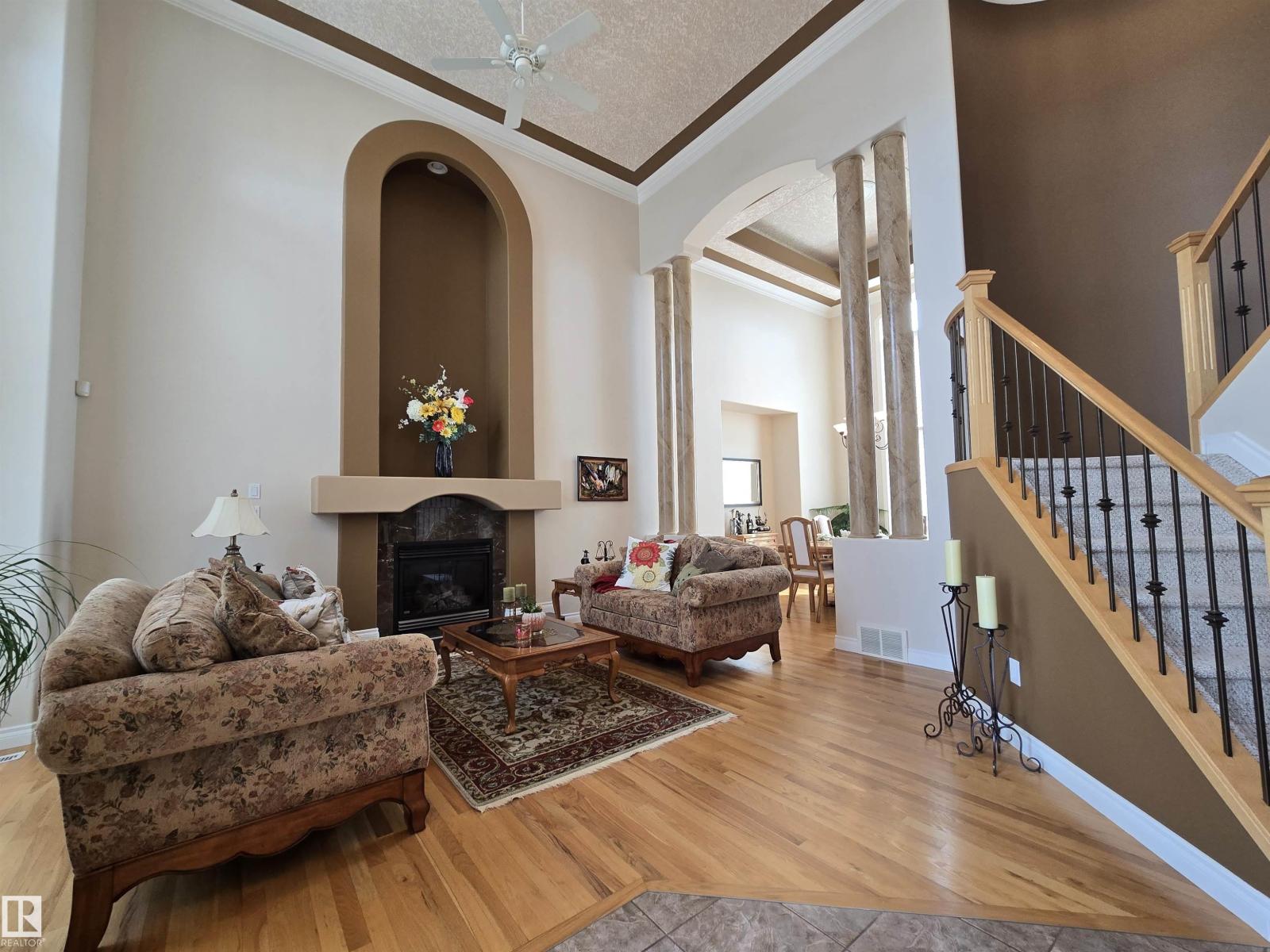 7429 162 AV NW - 14