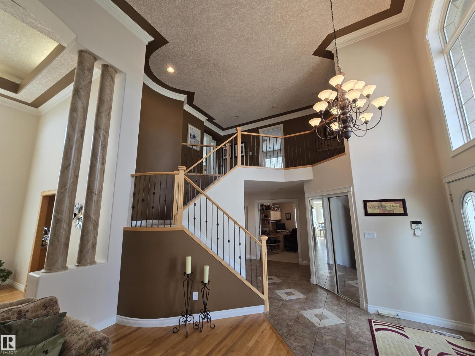7429 162 AV NW - 19
