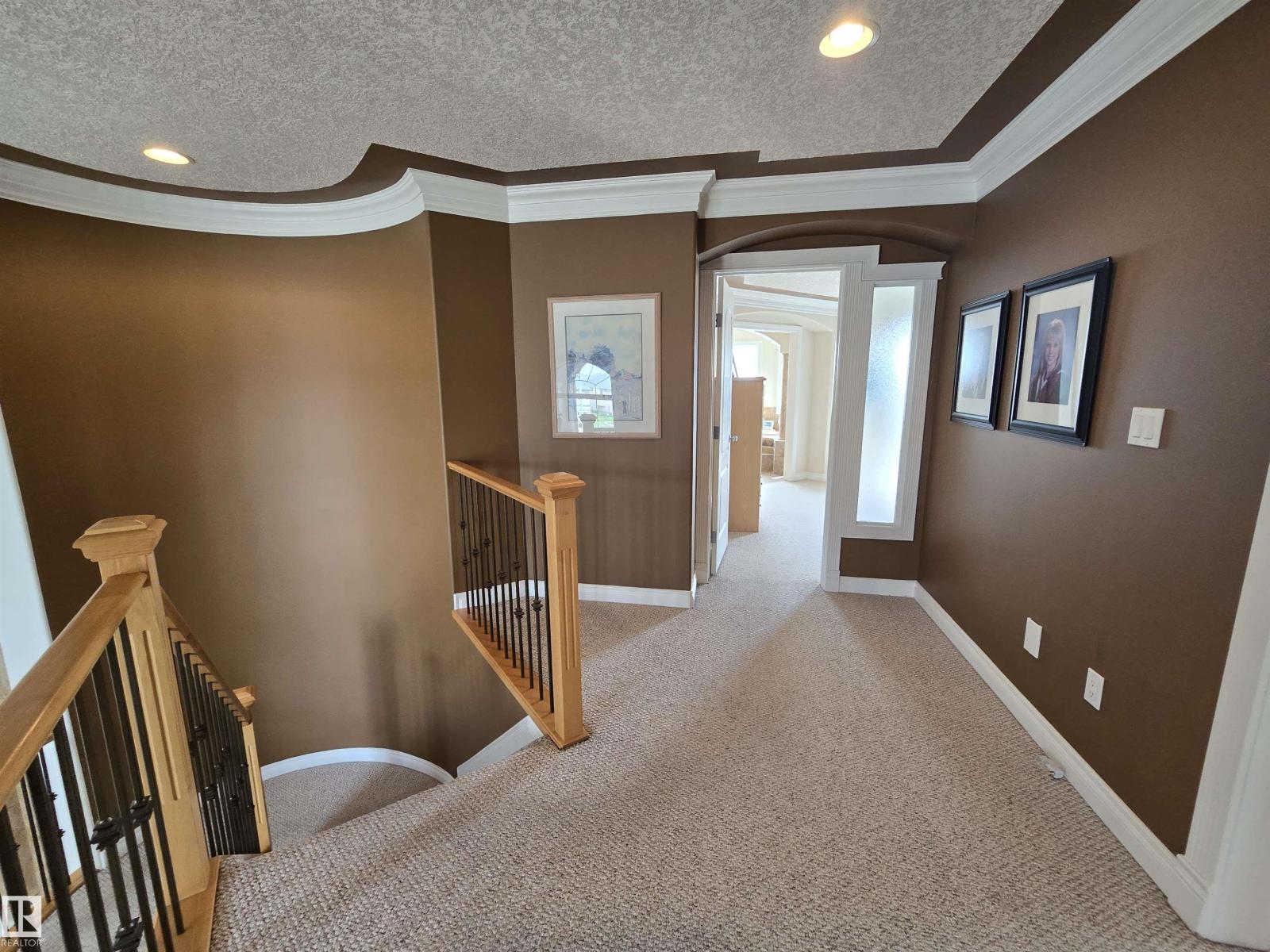 7429 162 AV NW - 50