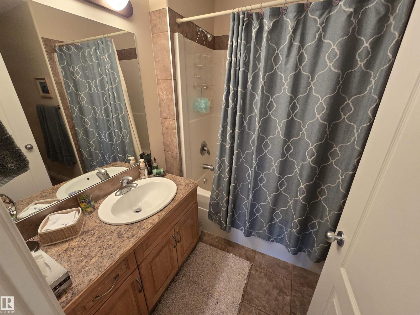 7429 162 AV NW - 57