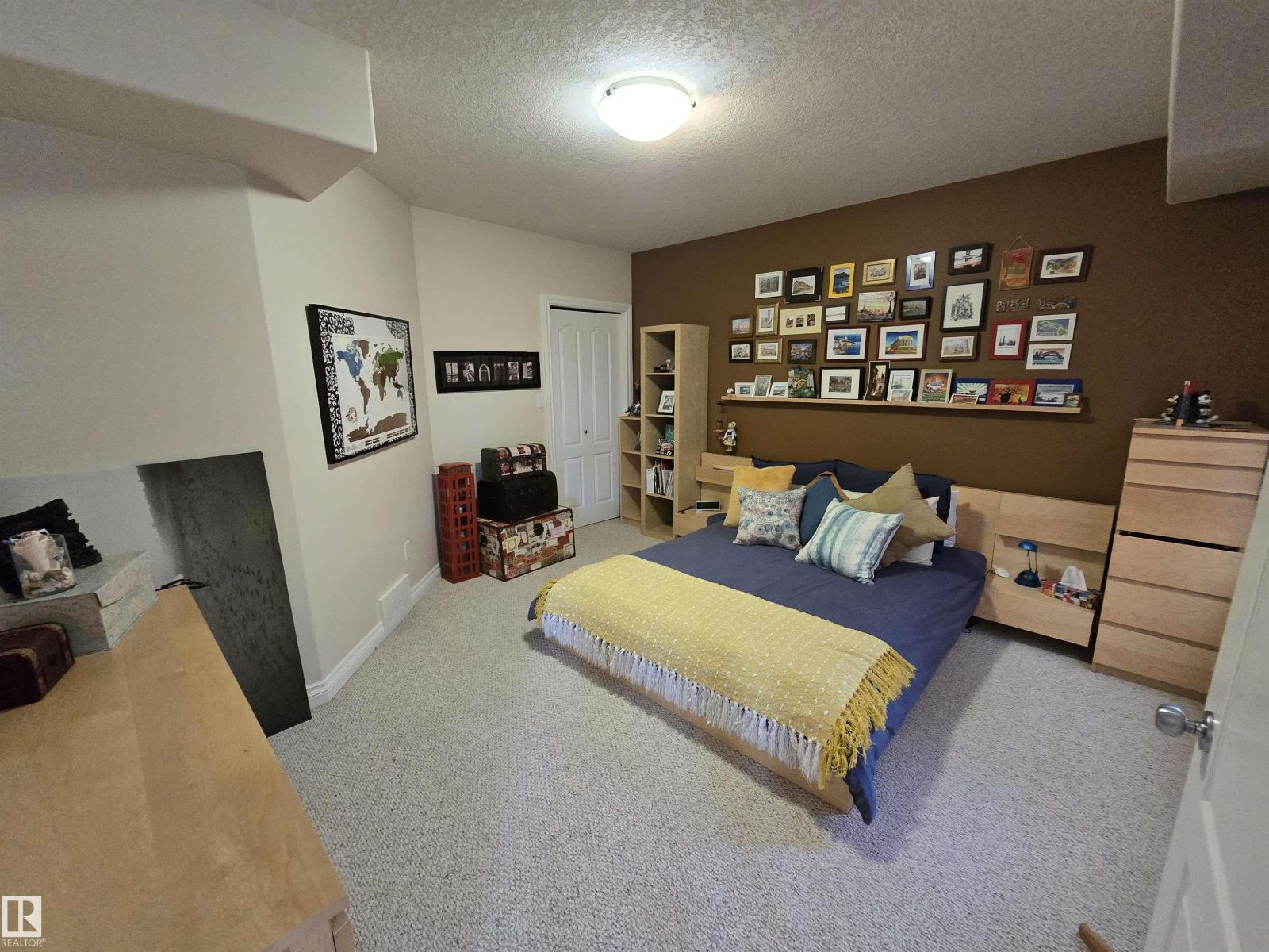 7429 162 AV NW - 64