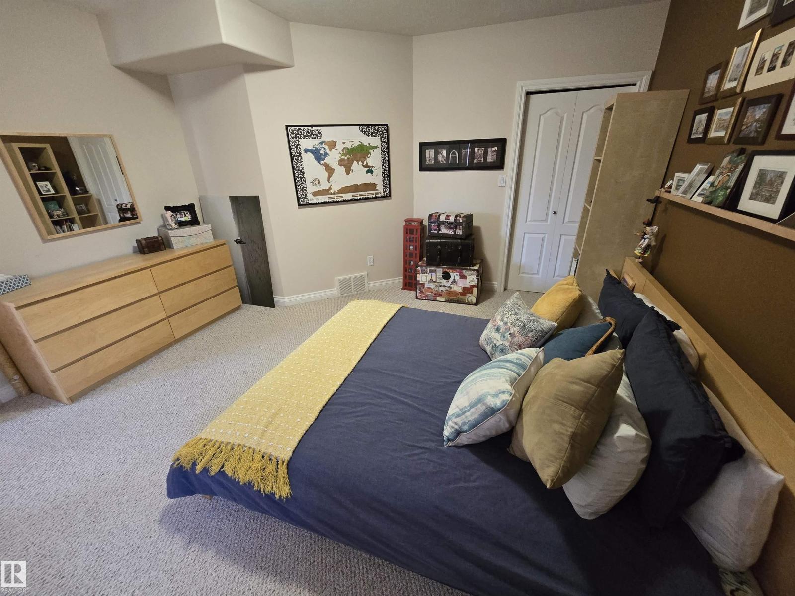 7429 162 AV NW - 65