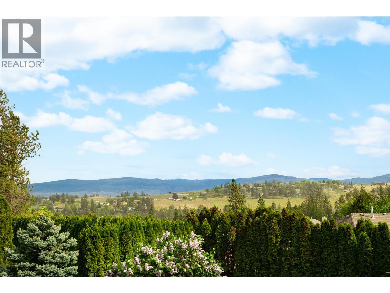  1061 Caledonia Way, West Kelowna