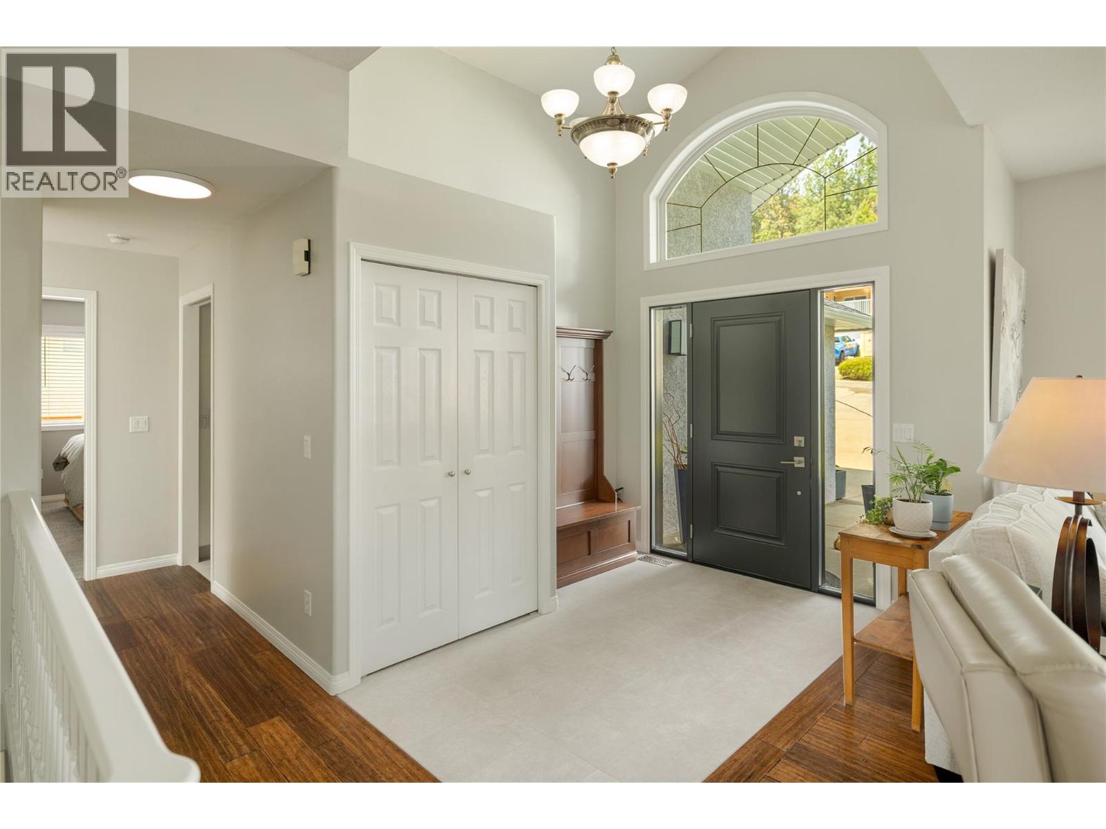 1061 Caledonia Way - 19