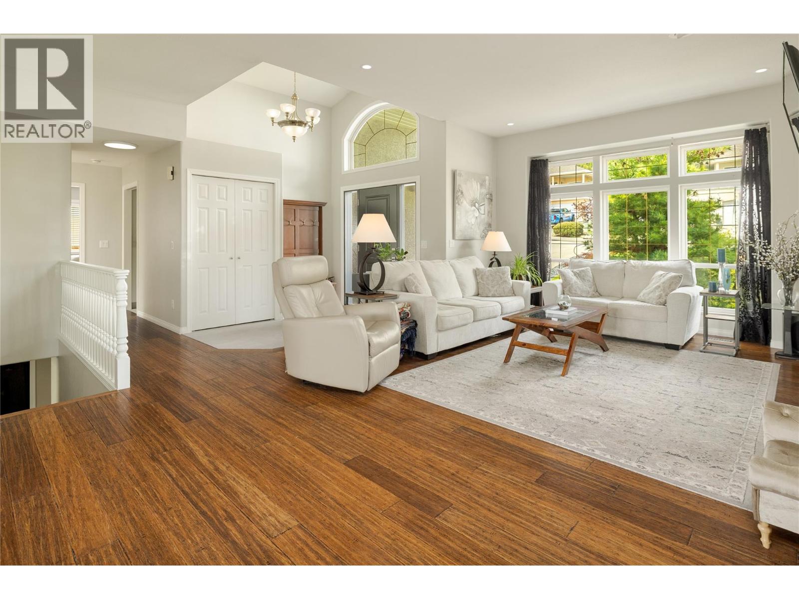  1061 Caledonia Way, West Kelowna
