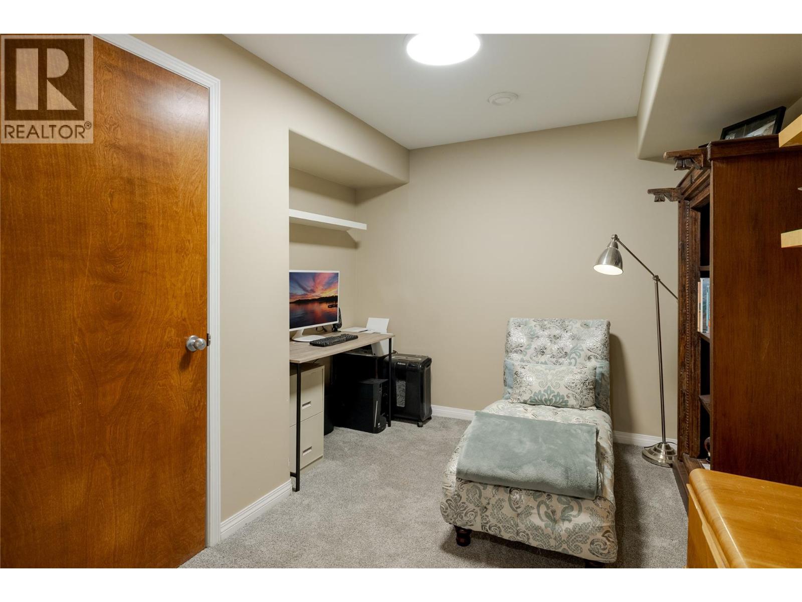 1061 Caledonia Way - 38