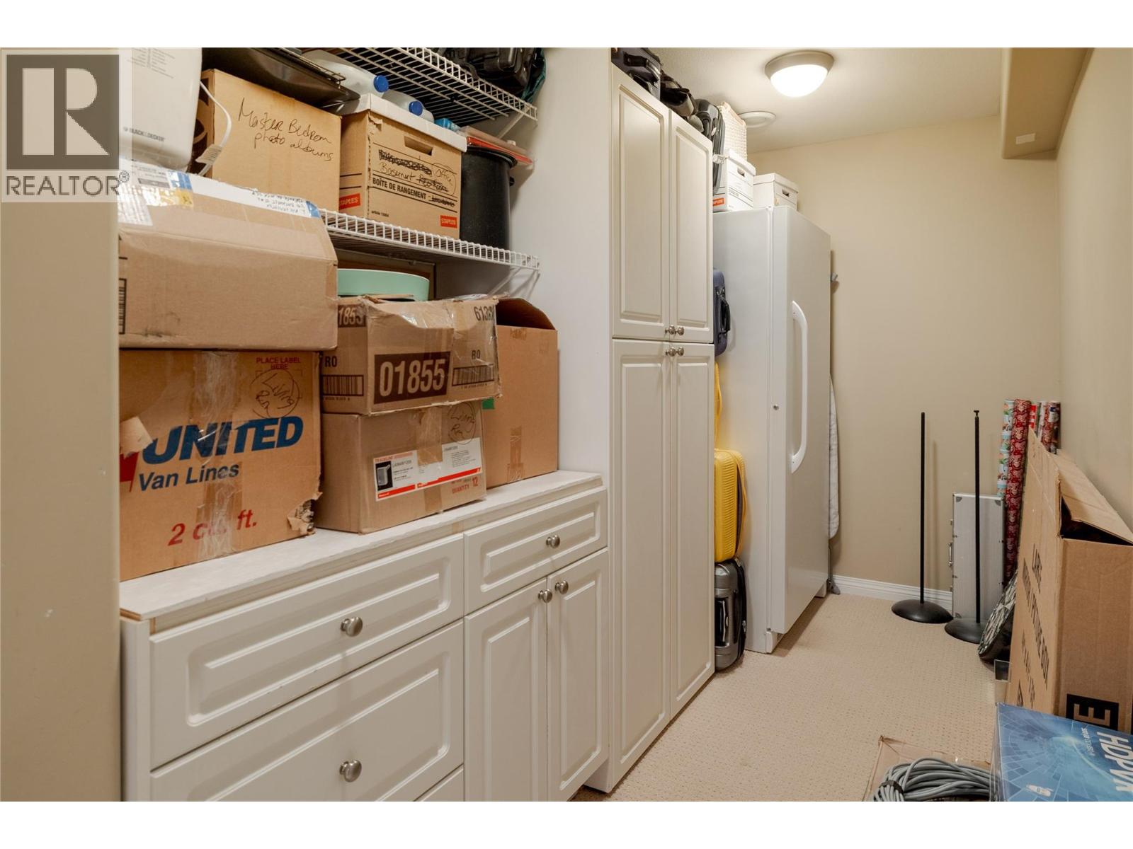 1061 Caledonia Way - 39