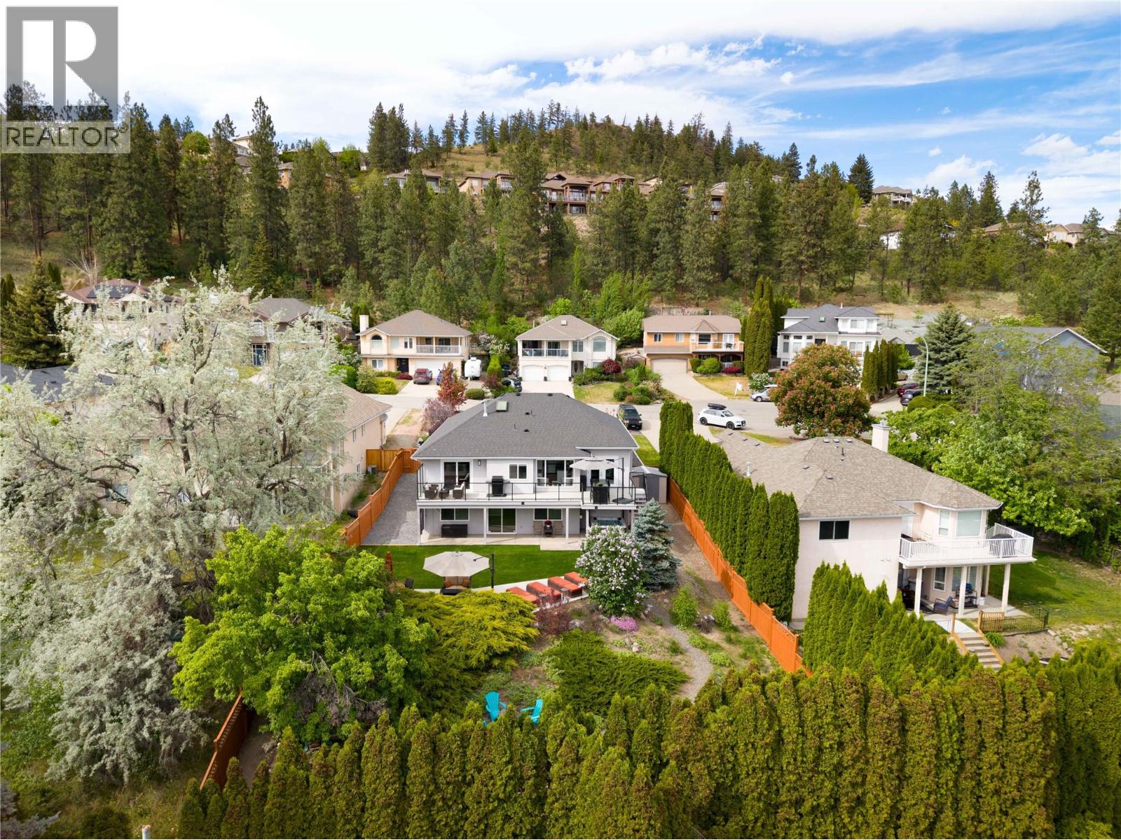 1061 Caledonia Way - 46