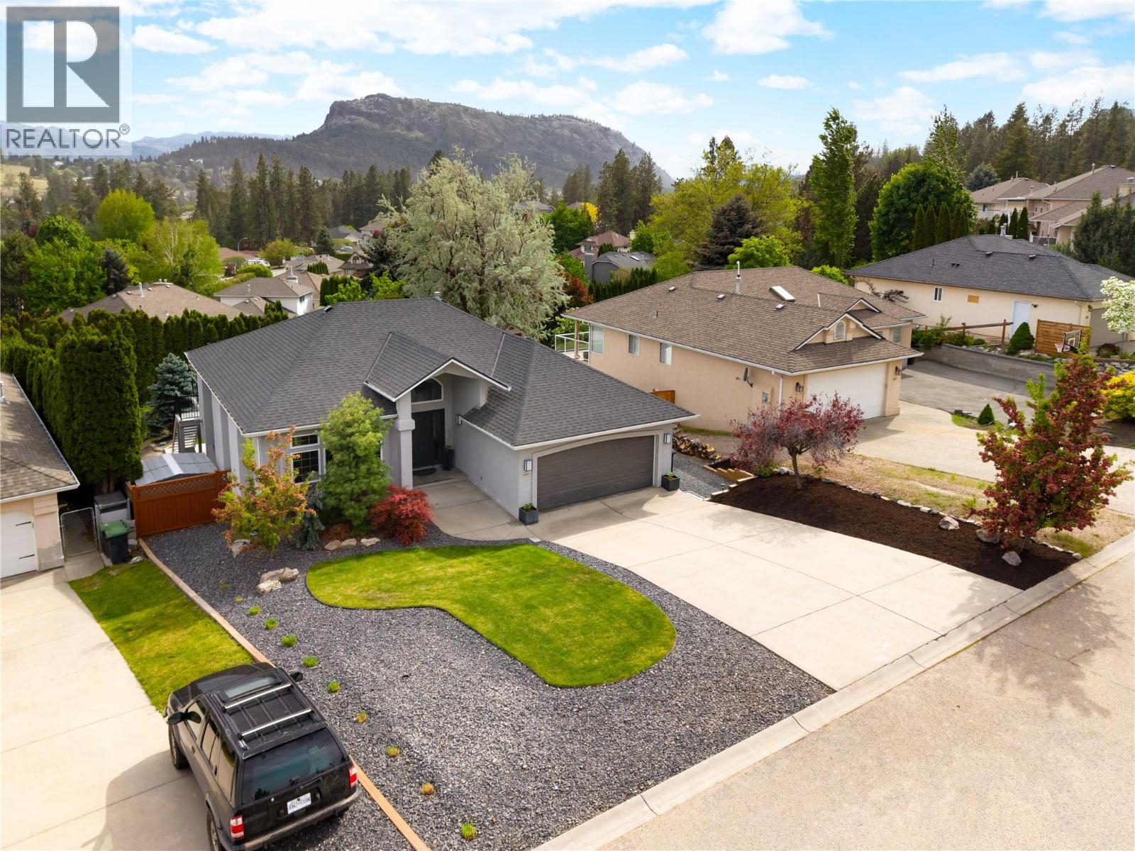1061 Caledonia Way - 52