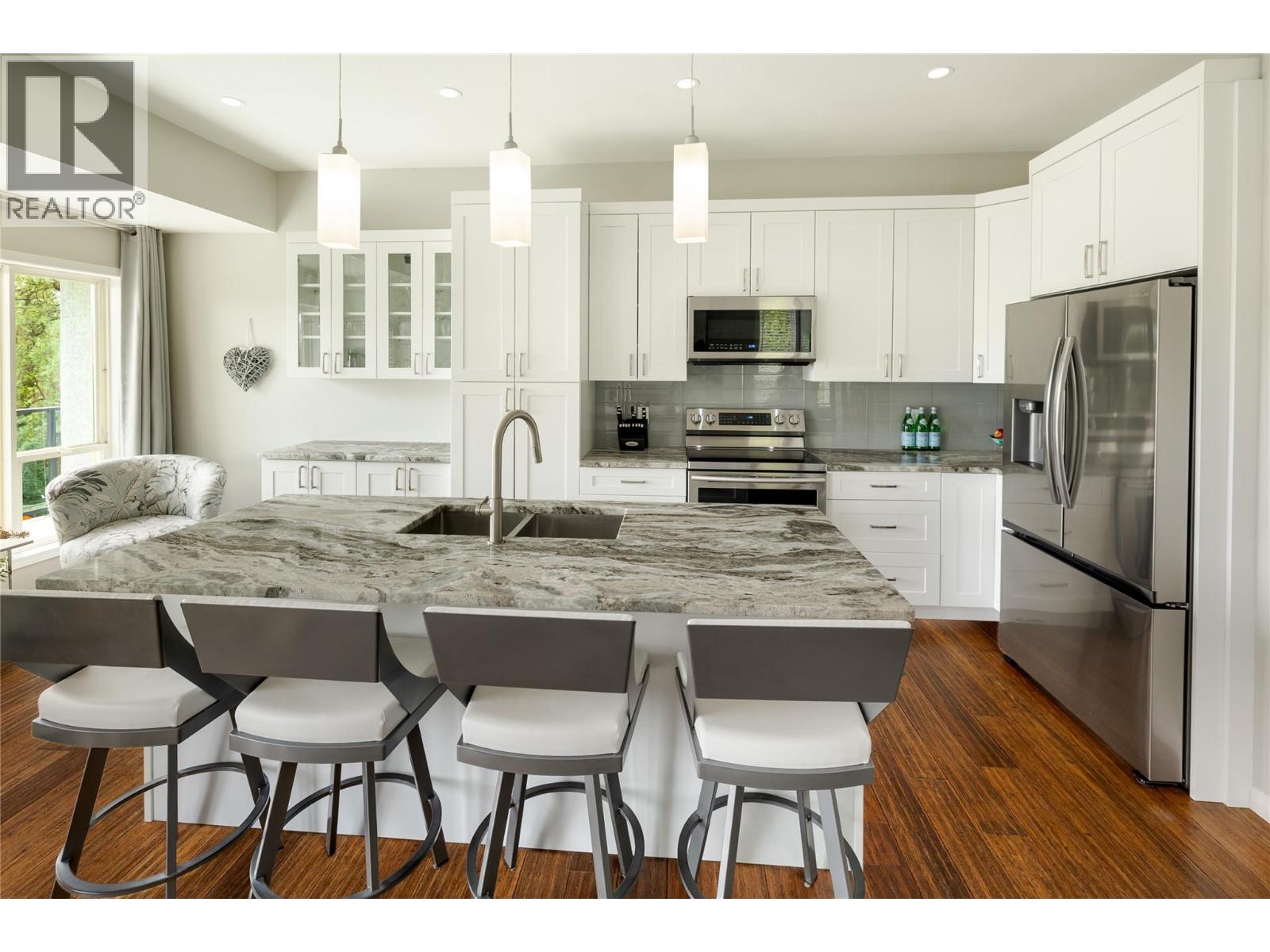 1061 Caledonia Way - 7