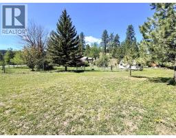 Family room - 822 Belfort Road, Princeton, BC V0X1W0 Photo 6