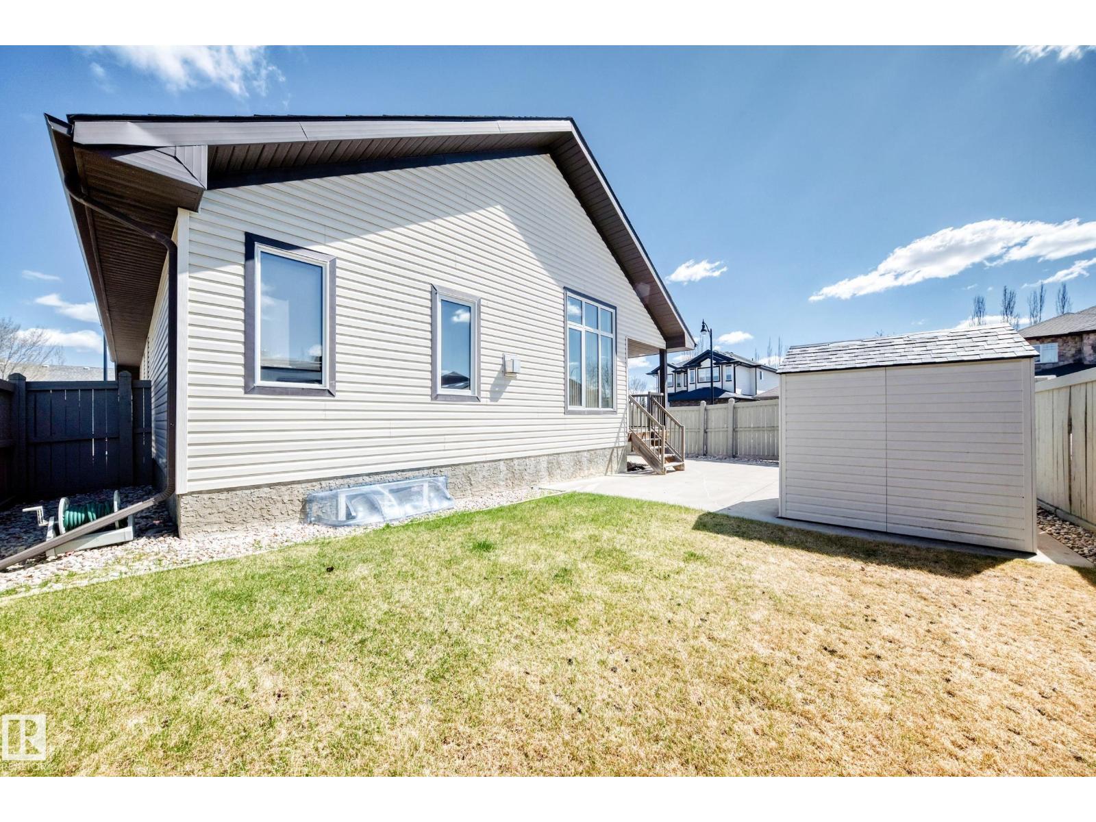 1221 CUNNINGHAM DR SW, Edmonton
