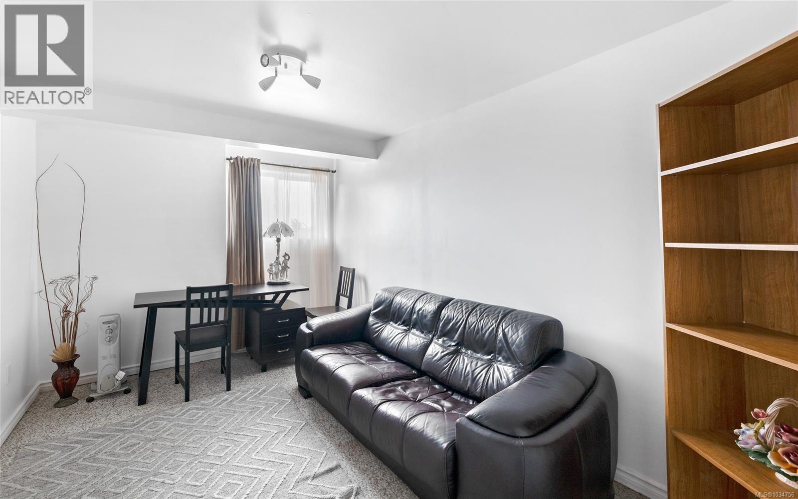 730 Burnside Rd W - 22