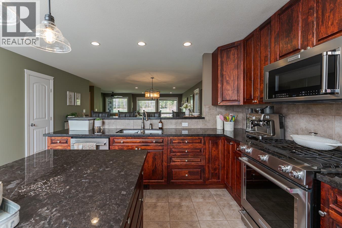Photo 12 of 41 — 5250 CRANBROOK HILL ROAD · Prince George, BC
