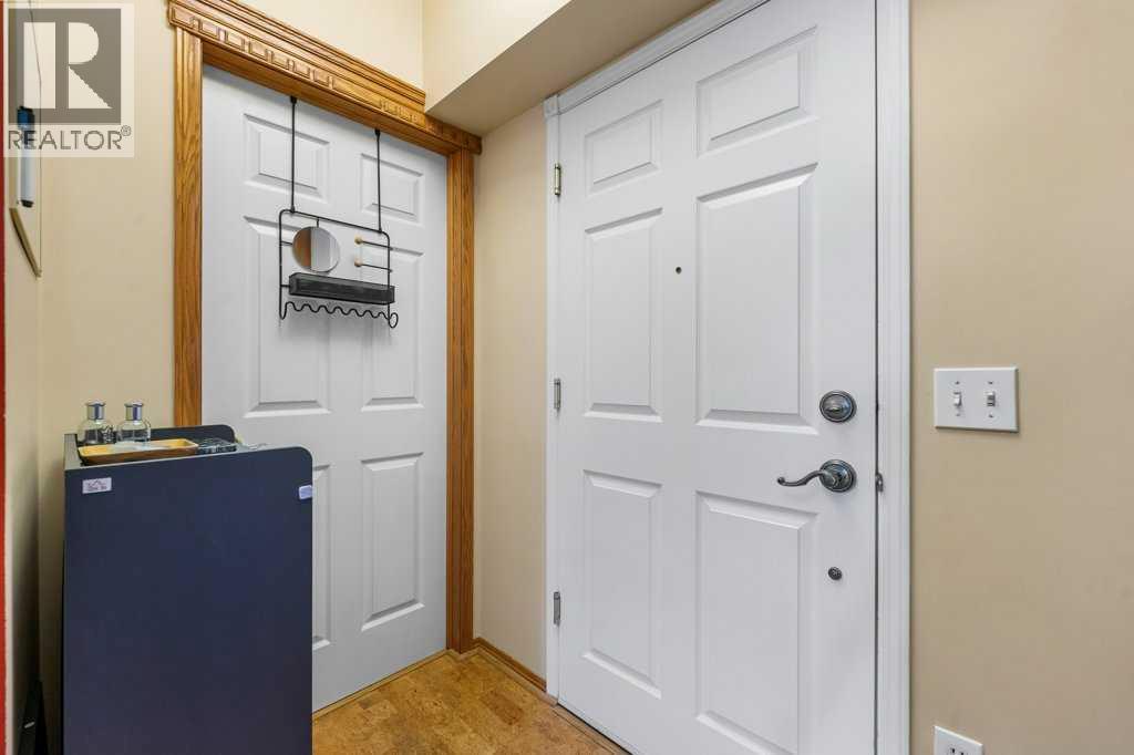 #215 200 Lincoln Way SW - 9