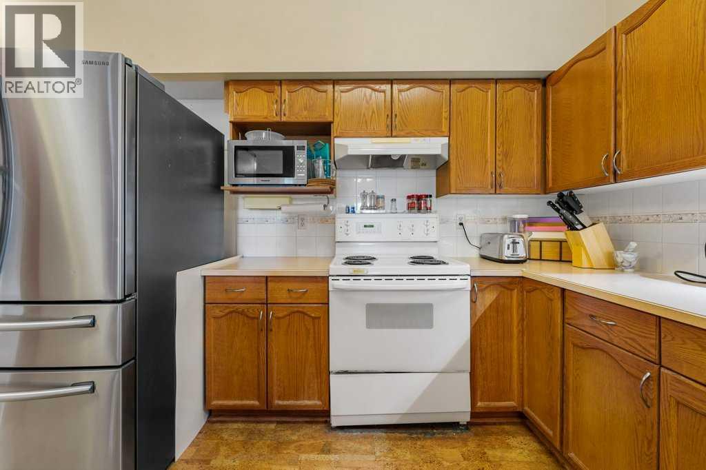 #215 200 Lincoln Way SW - 14