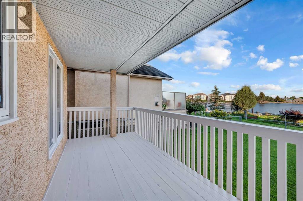 208 Coral Shores Bay NE - 30