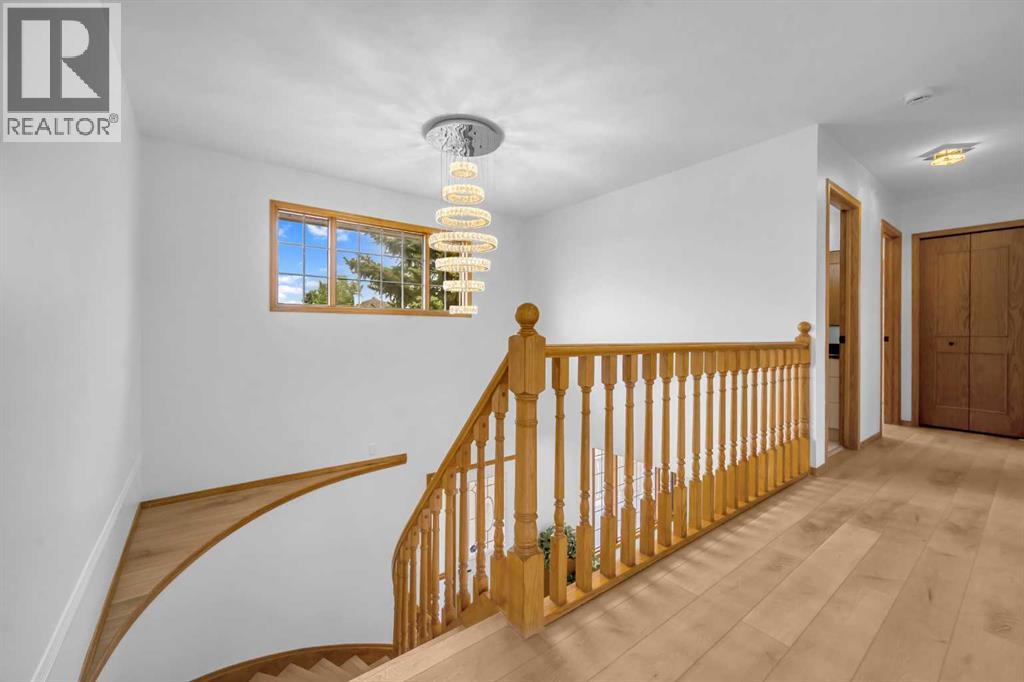 208 Coral Shores Bay NE - 32
