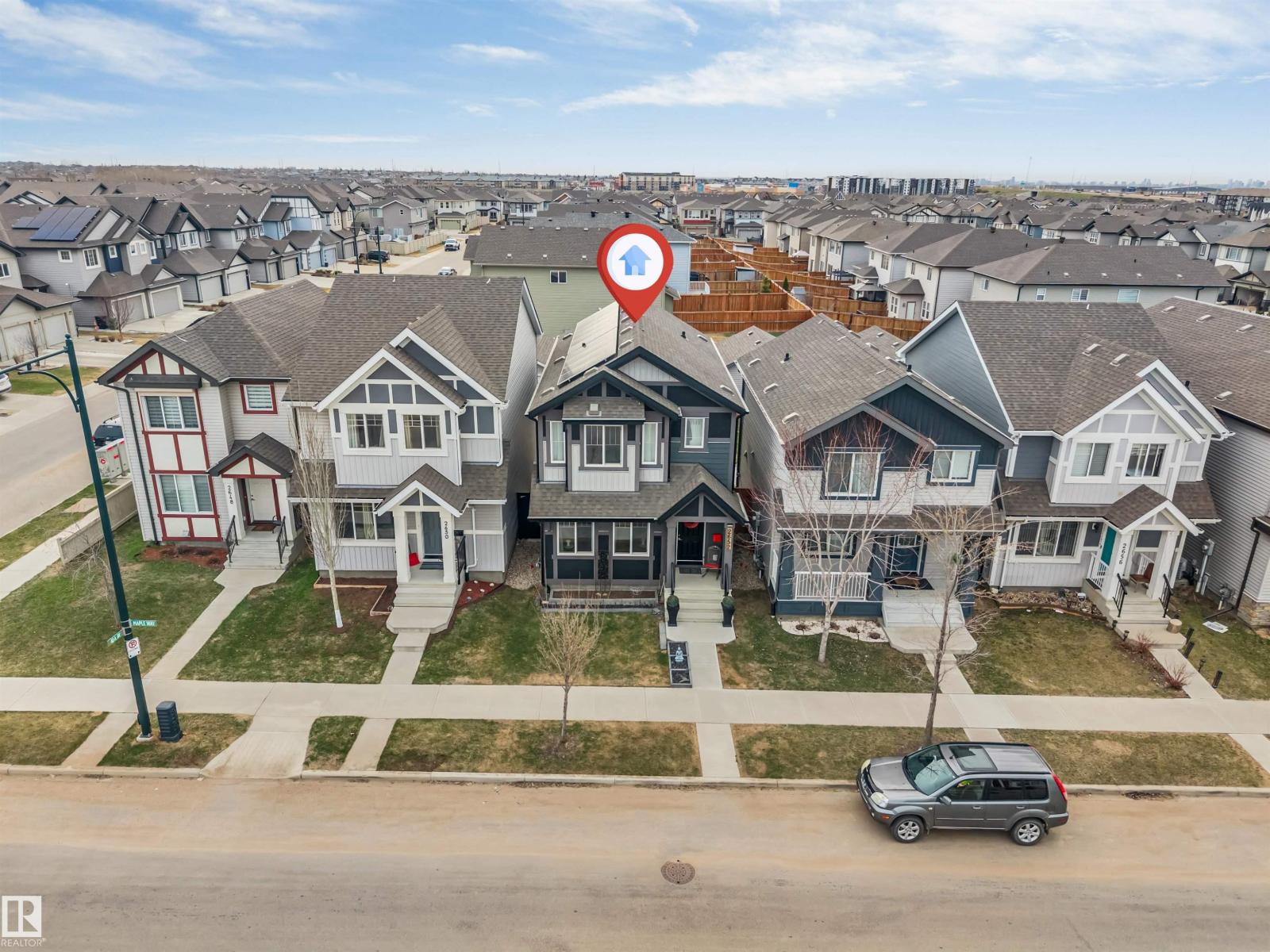 2652 Maple Way NW, Edmonton