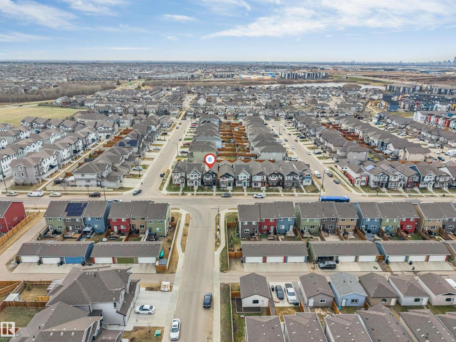 2652 Maple Way NW, Edmonton