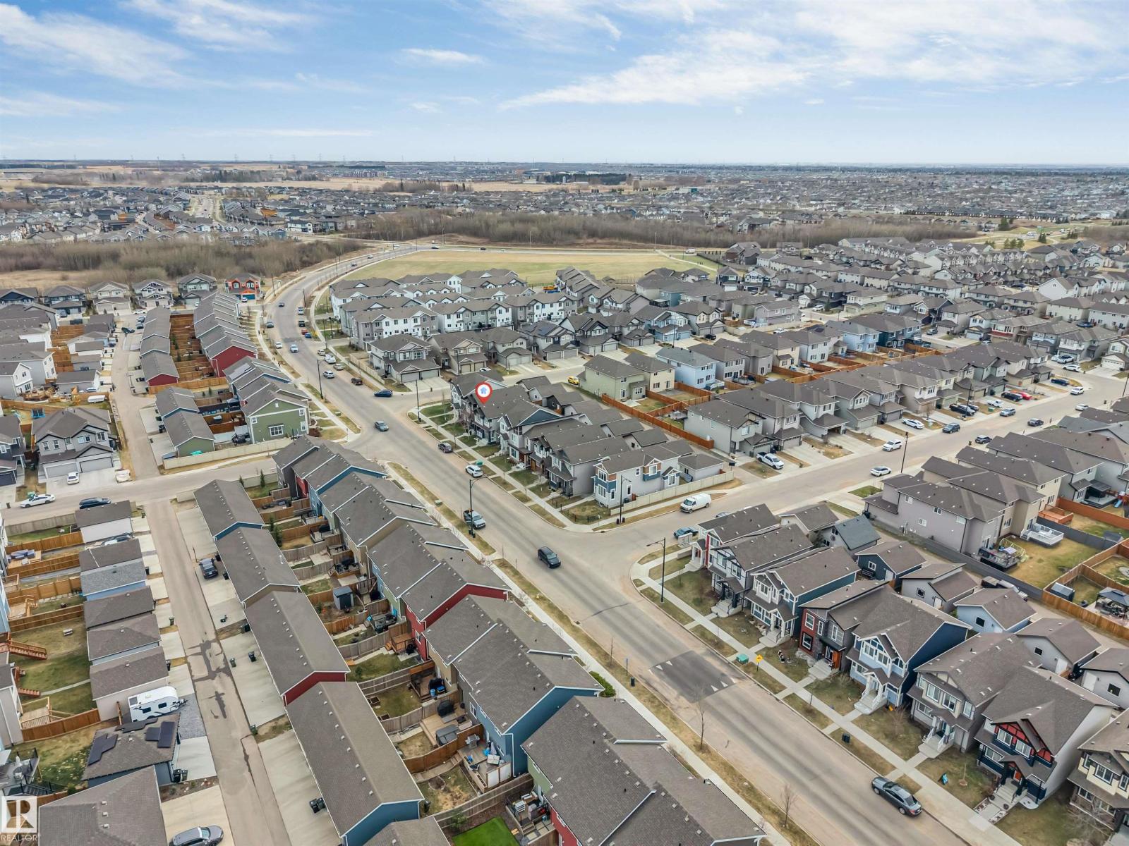 2652 Maple Way NW, Edmonton
