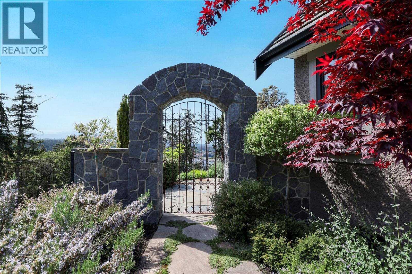 1790 Claudet Rd - 63