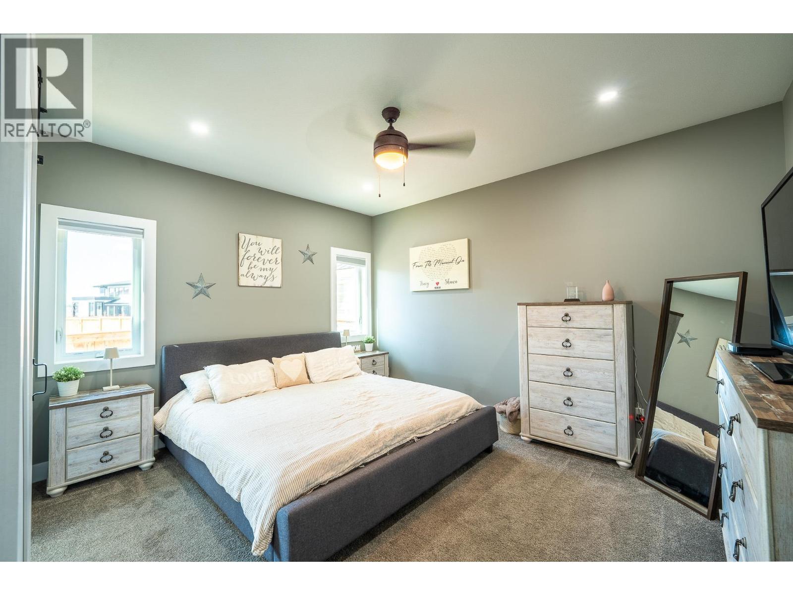 11004 112 AVENUE - 14