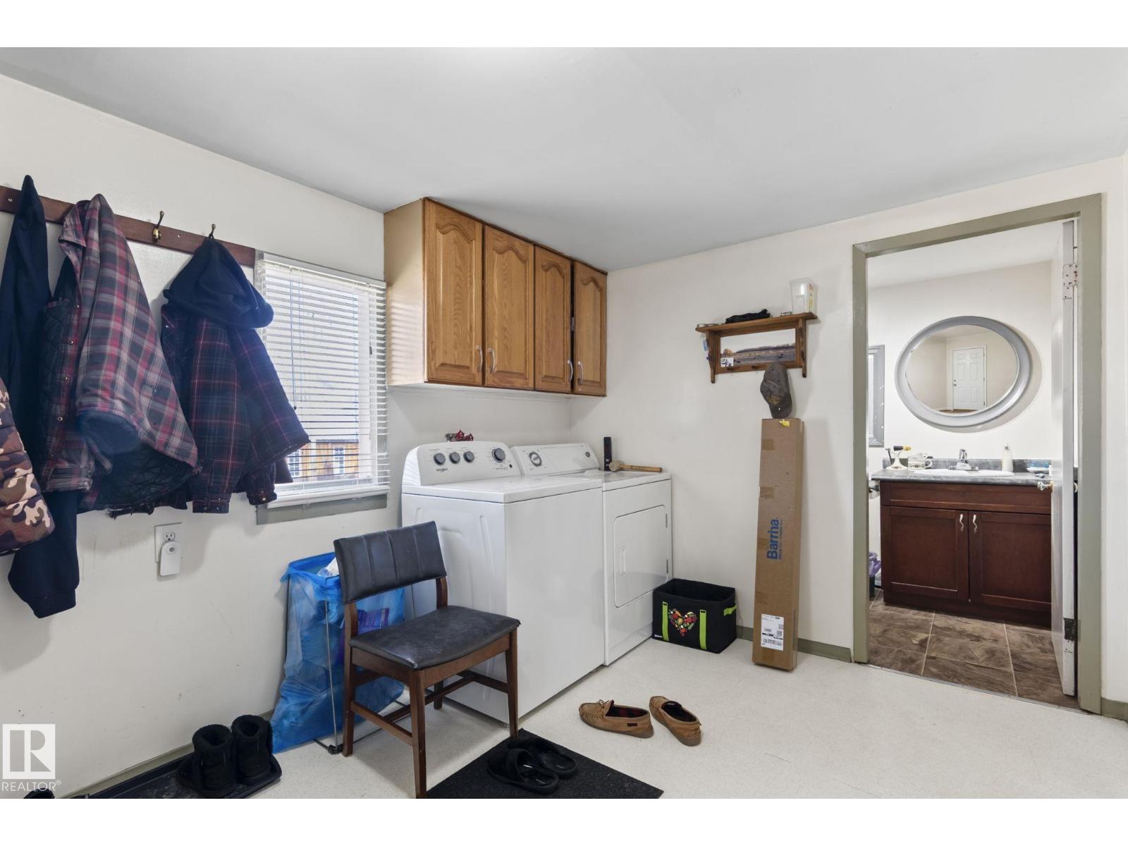 A & B, 4858 CENTRE ST - 28