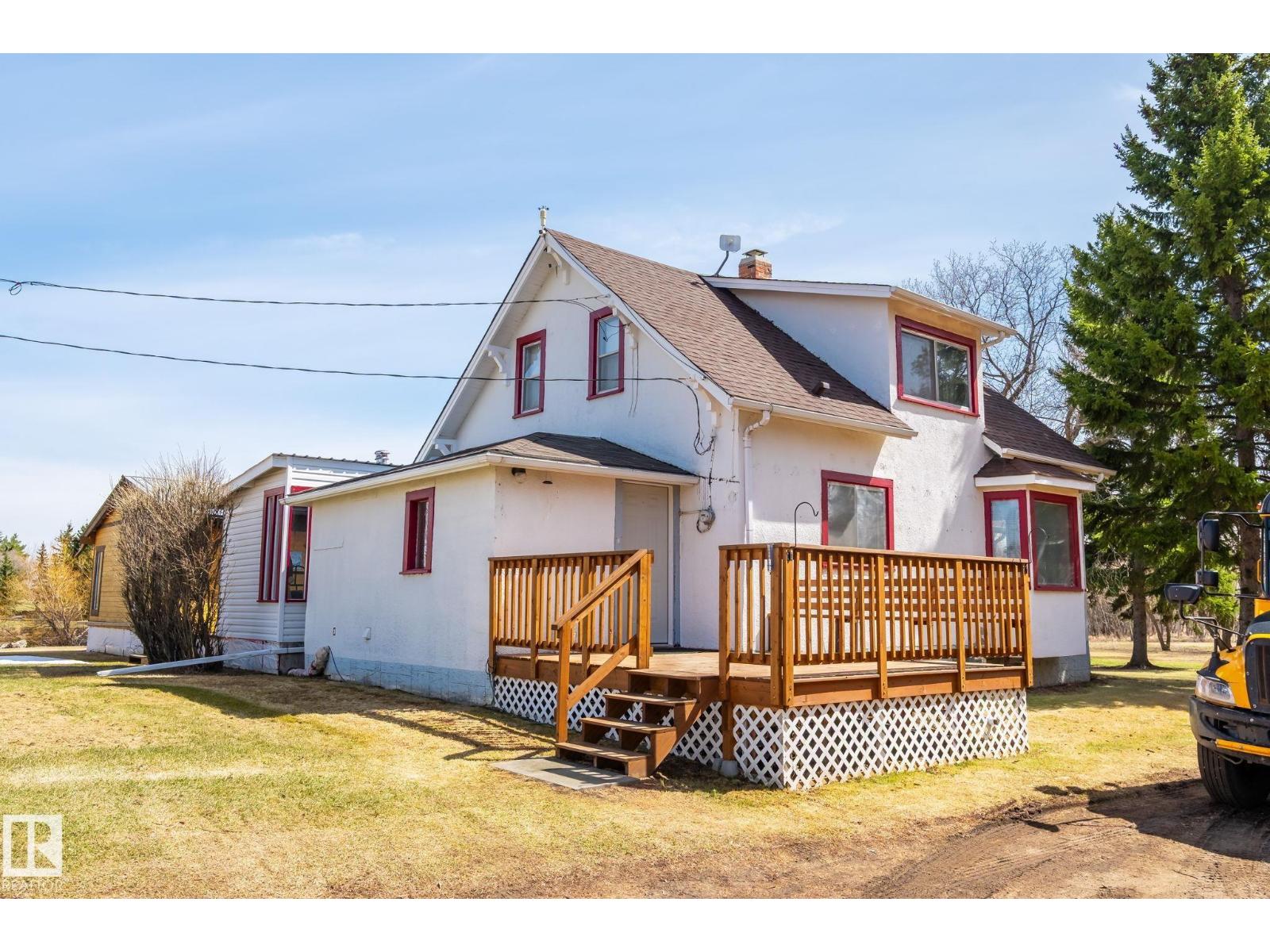 A & B, 4858 CENTRE ST - 24
