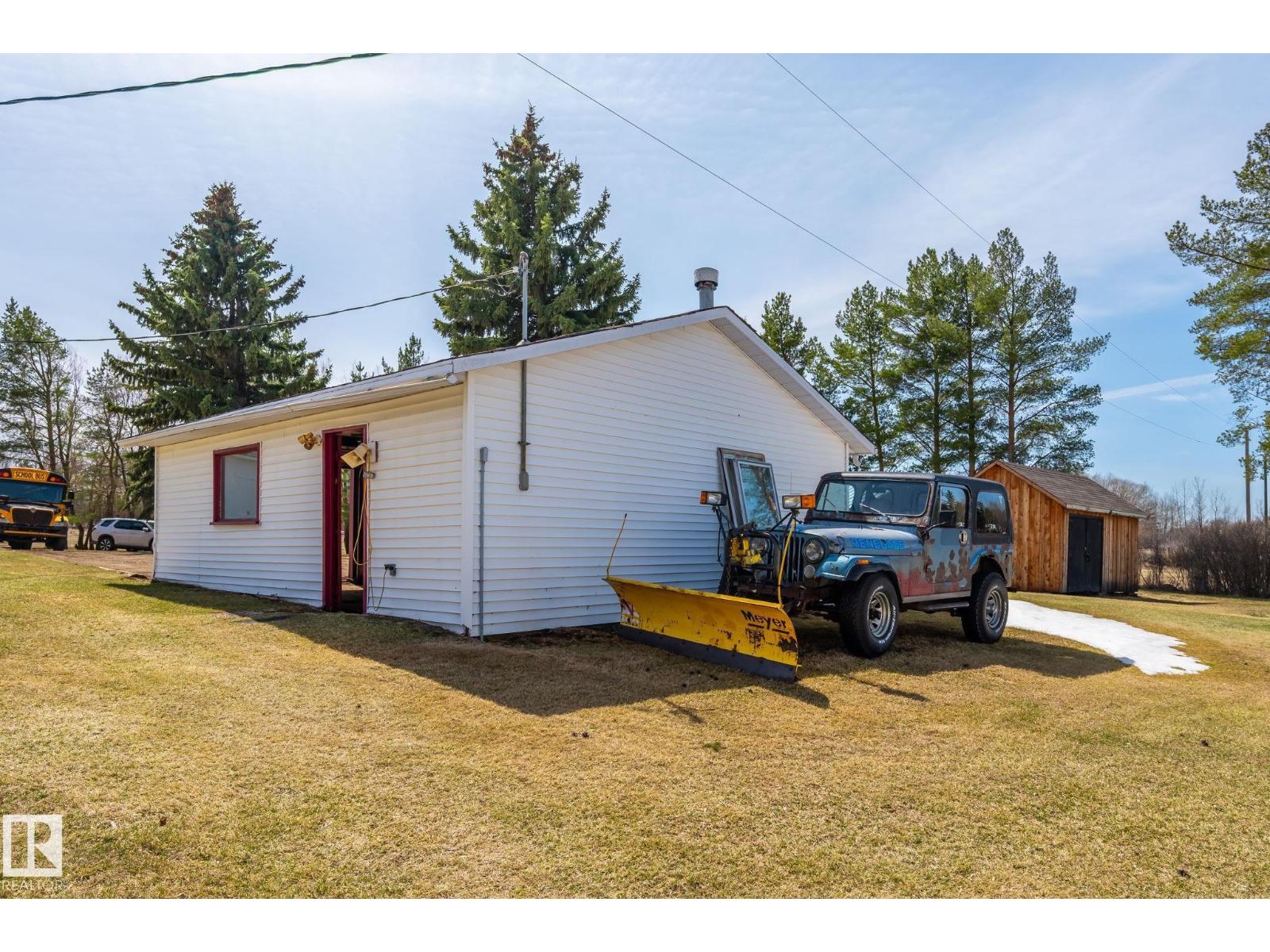 A & B, 4858 CENTRE ST - 49