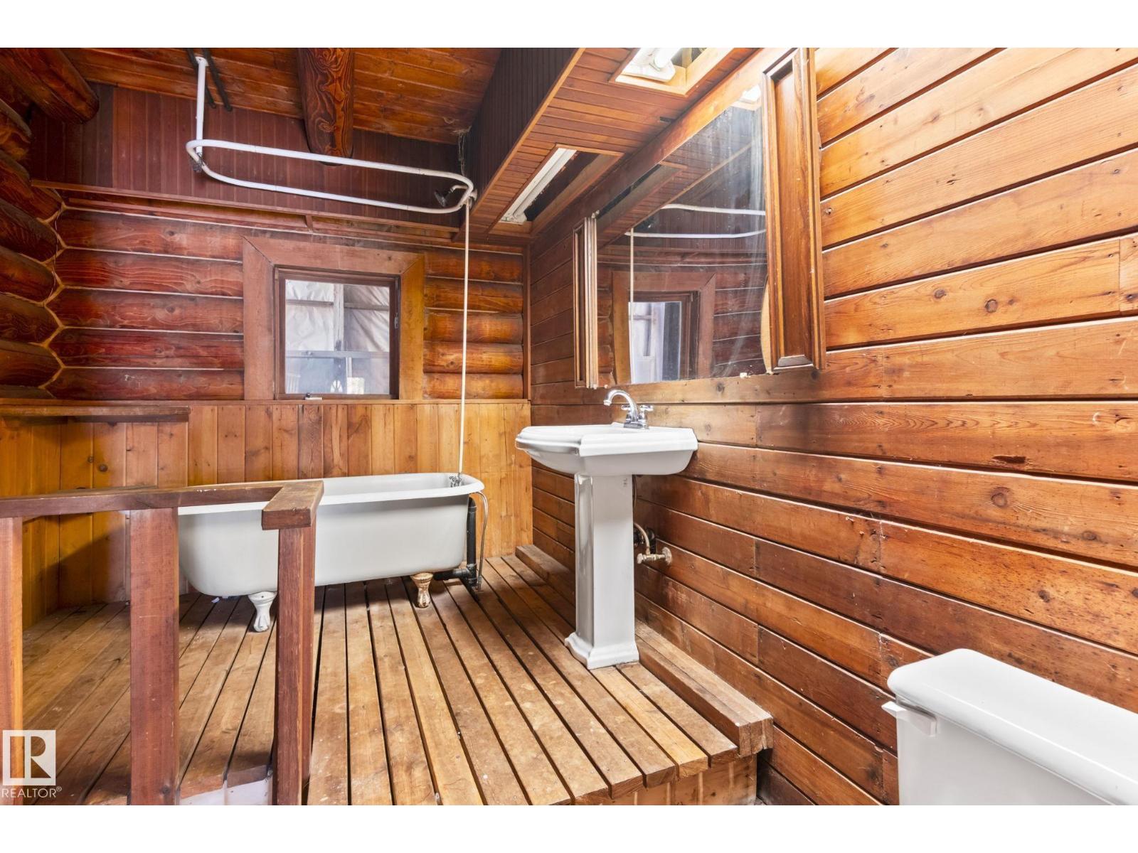 A & B, 4858 CENTRE ST - 19