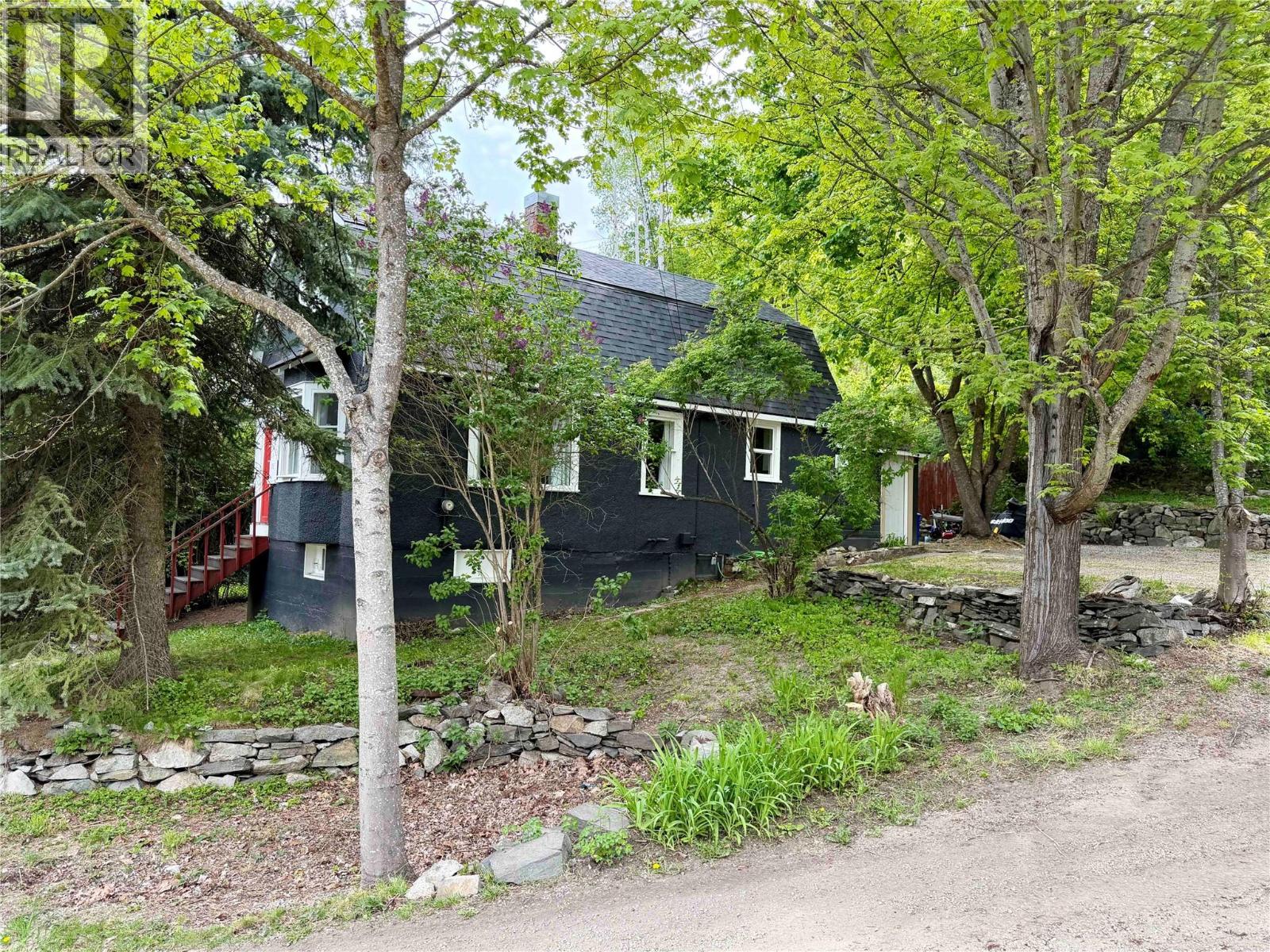 16 VIEW Street, Nelson