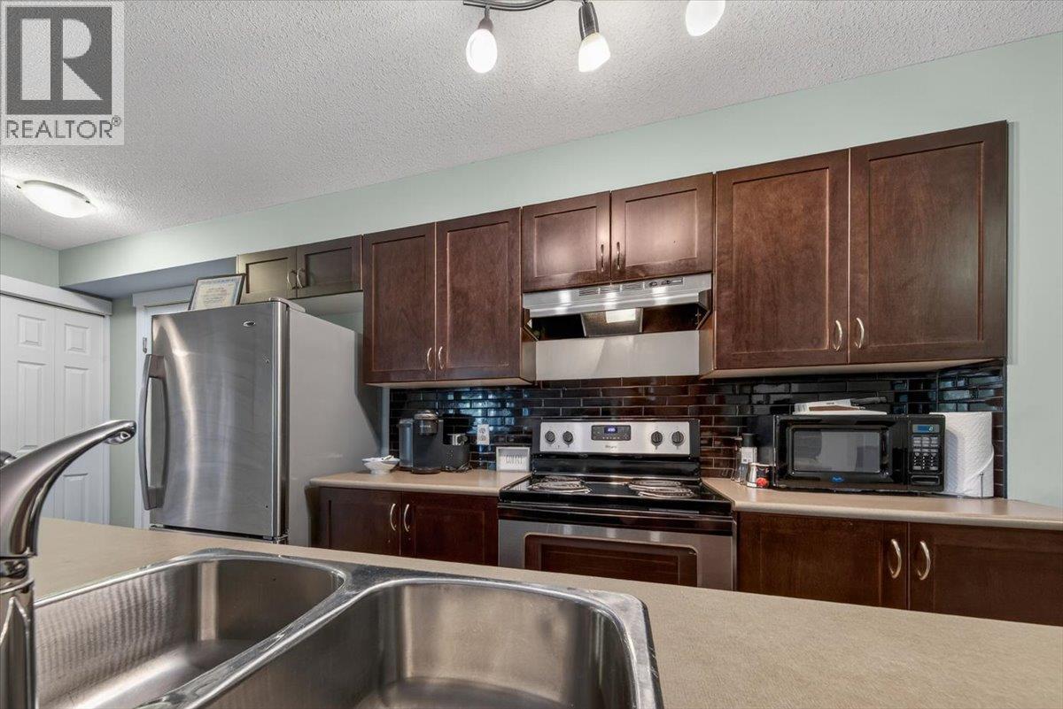 205 Third Avenue Unit# 2201, Invermere