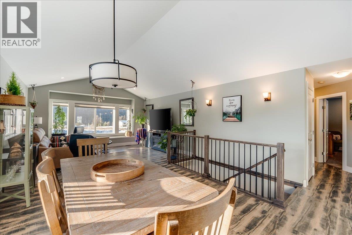 1953 SANDY Road - 18