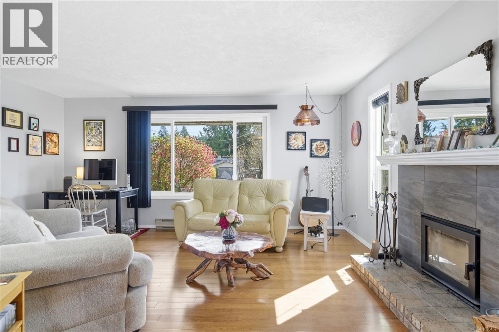 6728 Eakin Dr - 10