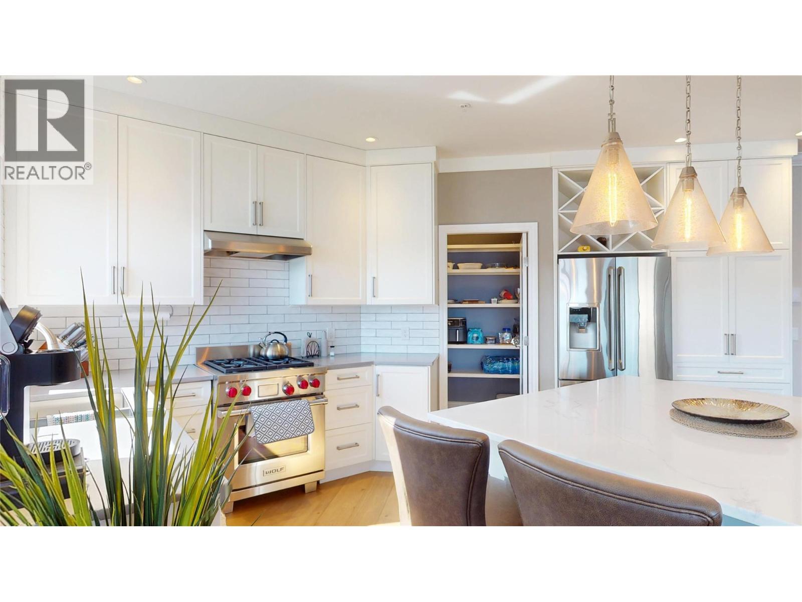 4200 Beach Avenue Unit# 305, Peachland