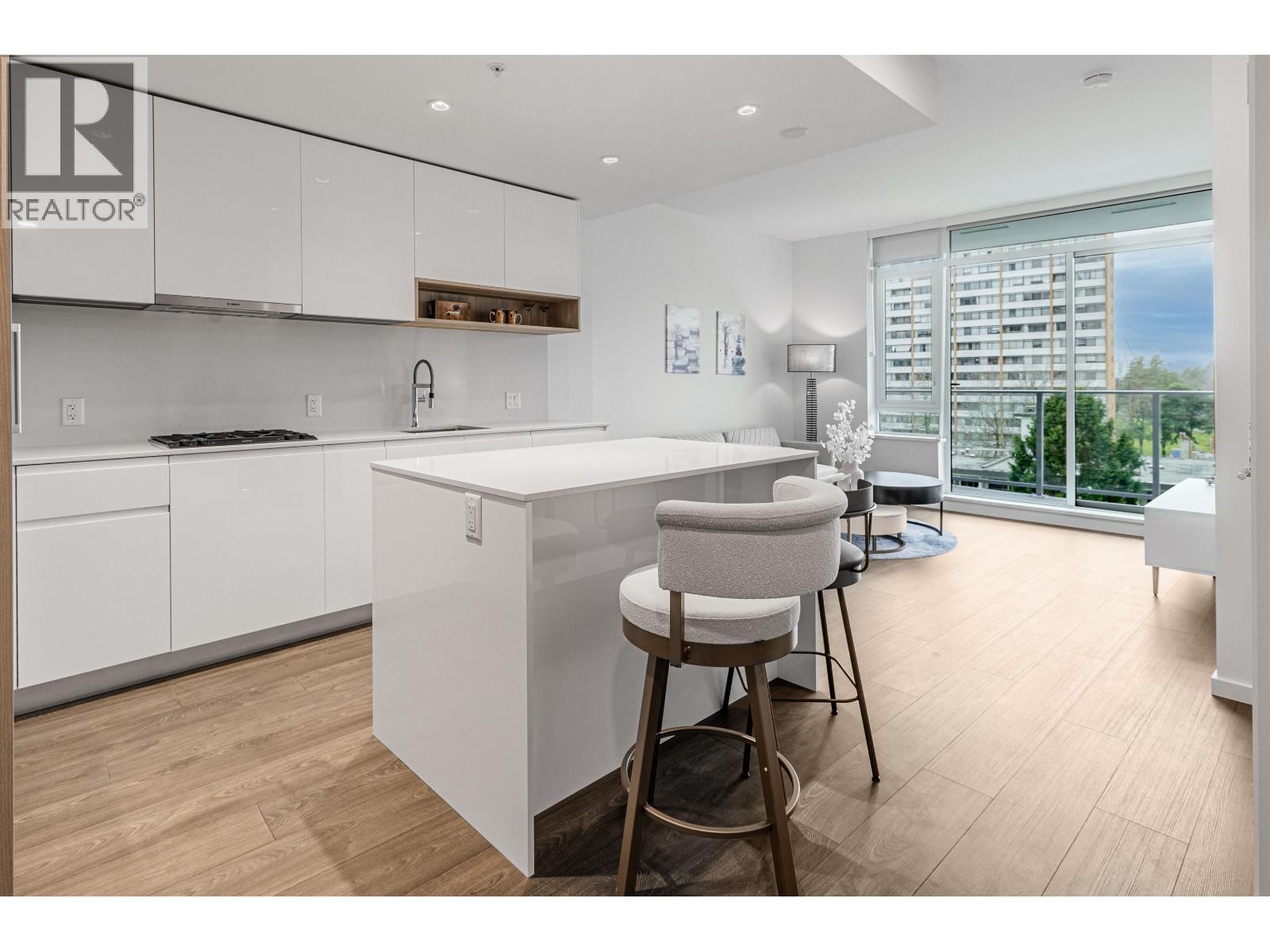 528 6300 MINORU Boulevard - photo 2
