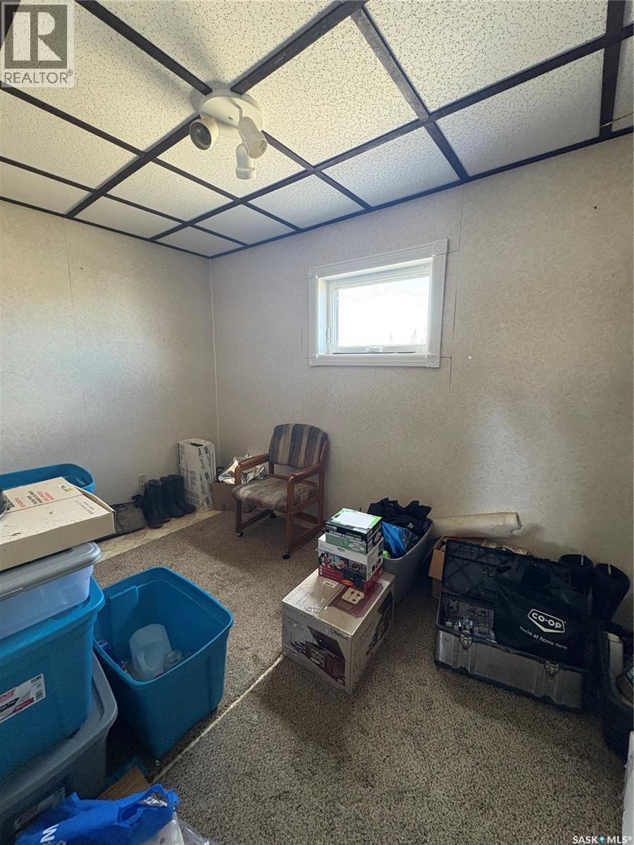 404 Yellowhead Highway - 21