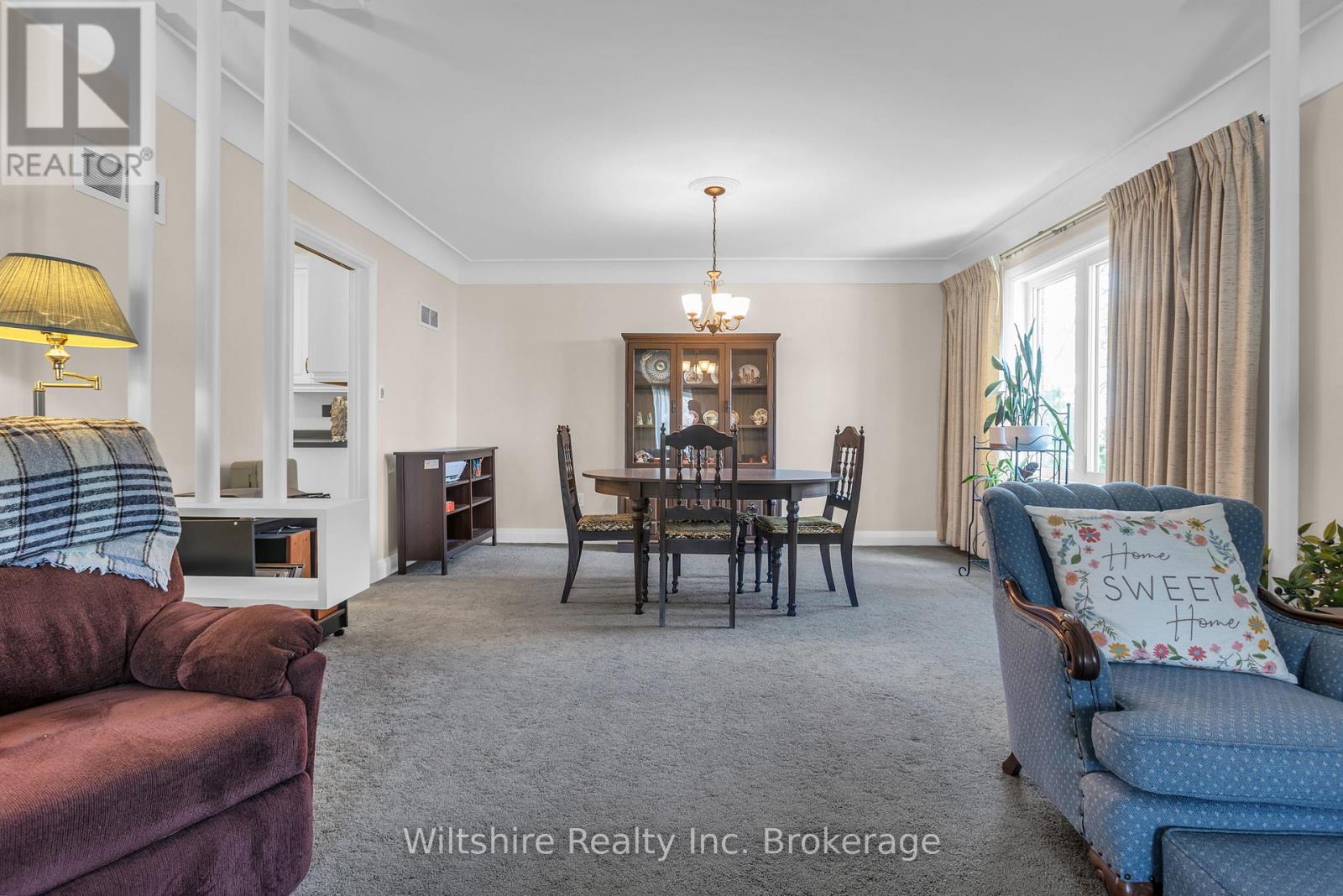 3-bedroom home for sale at 427 BROADWAY STREET, Tillsonburg ON · photo 12 of 26