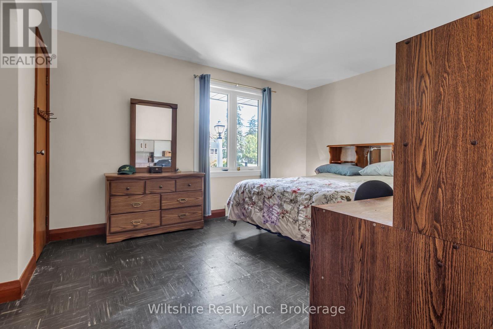3-bedroom home for sale at 427 BROADWAY STREET, Tillsonburg ON · photo 16 of 26